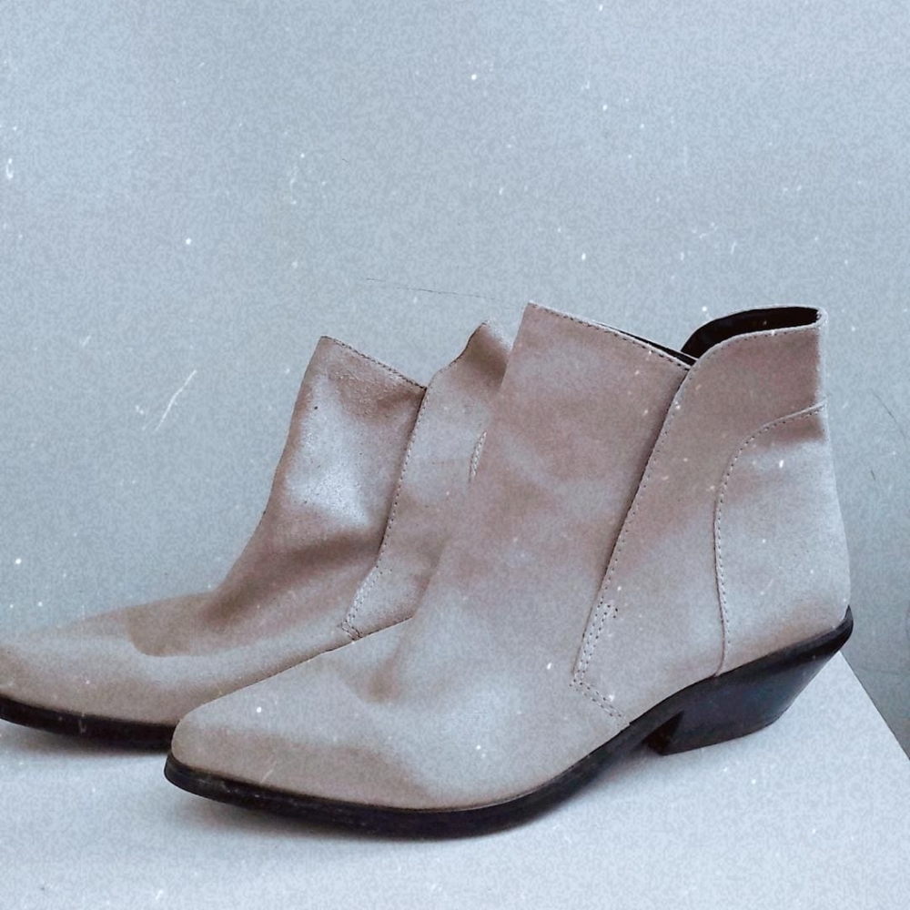 Ivory/silver and black booties